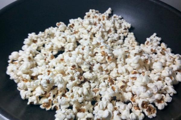 自制爆米花的做法图解8