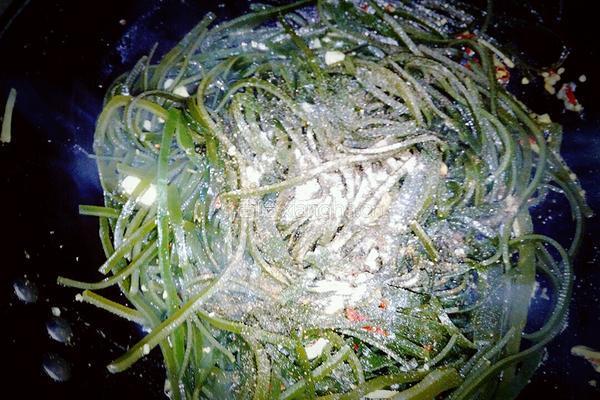 酸辣海带丝的做法图解4