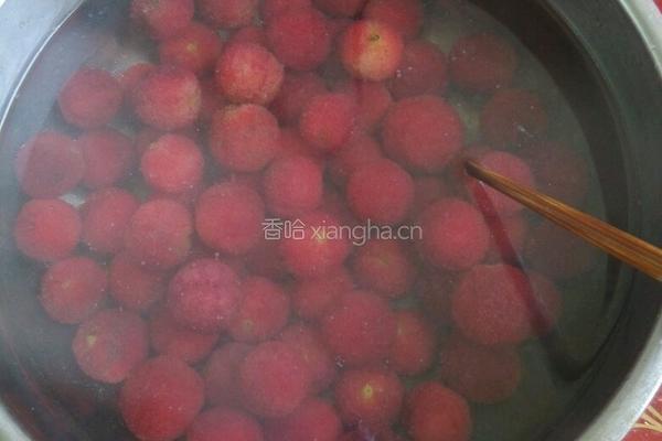 冰镇杨梅汤的做法图解4