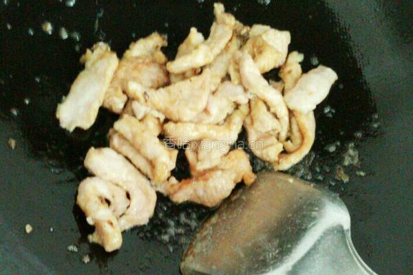 丝瓜炒肉片的做法图解4