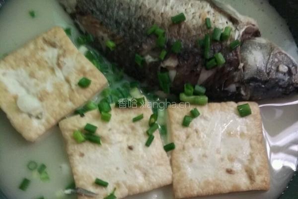 鲫鱼豆腐汤的做法图解7