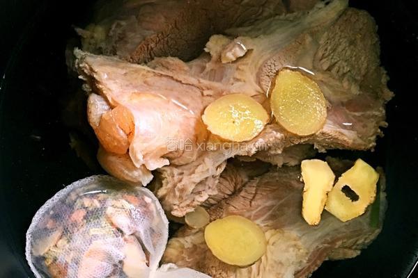 卤牛肉的做法图解7