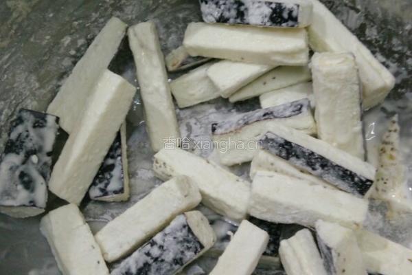 干煸茄子豆角的做法图解2