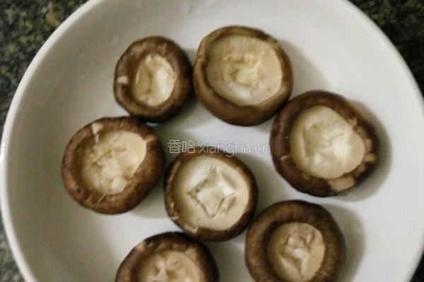 香茹盅子的做法图解1