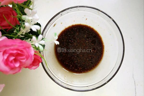 凉拌紫甘蓝的做法图解5