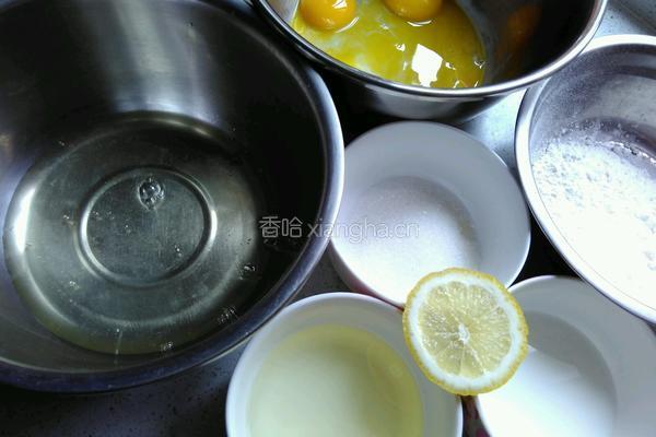 6寸戚风蛋糕的做法图解1