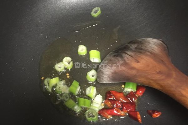 土豆腊肠焖饭的做法图解4