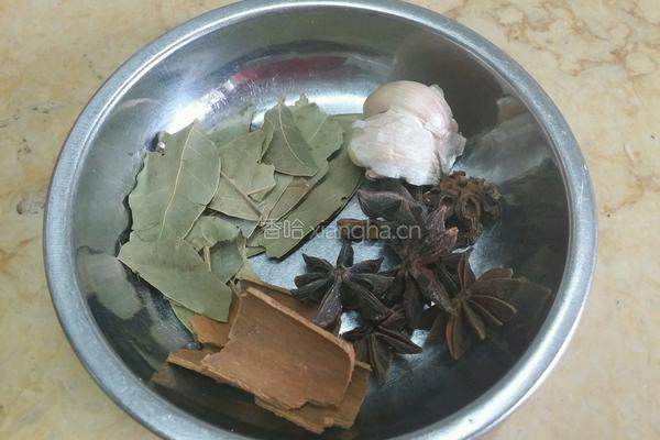 盐水花生的做法图解2