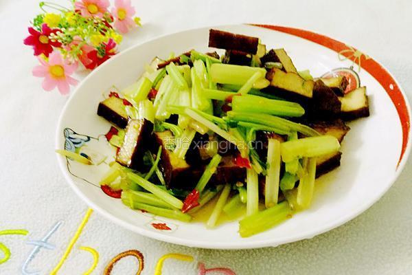 芹菜炒香干的做法图解6