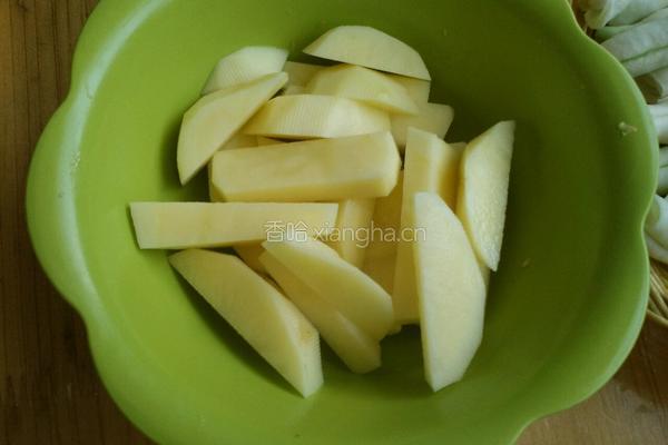 免炒版土豆芸豆的做法图解3