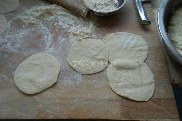 小油菜豆腐虾皮包子的做法图解7