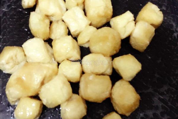 酸菜瘦肉炒豆干的做法图解4