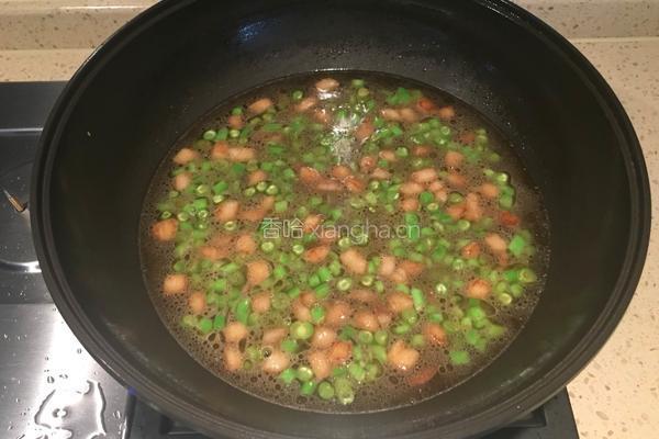 肉丁豆角打卤面的做法图解7