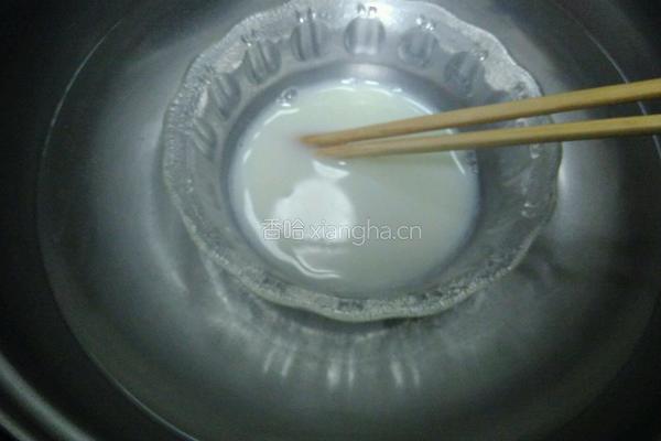 酸奶芒果慕斯蛋糕的做法图解4