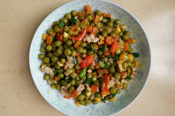 青豆炒肉的做法图解9