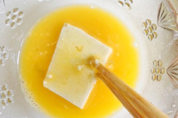 糖醋脆皮豆腐的做法图解2