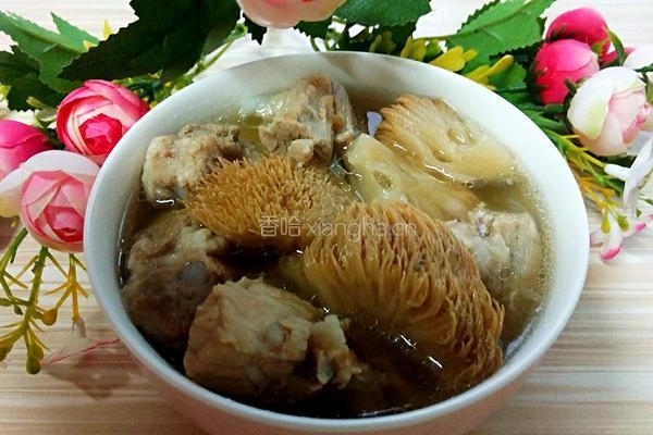 猴头菇炖排骨的做法图解4