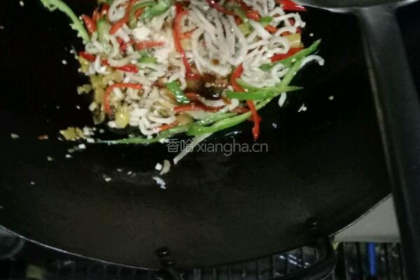 酸辣羊肚丝的做法图解3