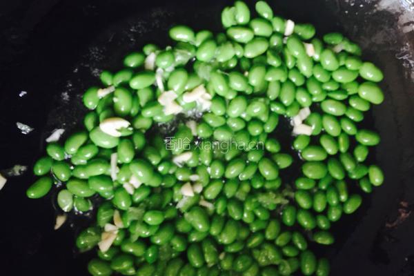 清炒毛豆西红柿的做法图解6