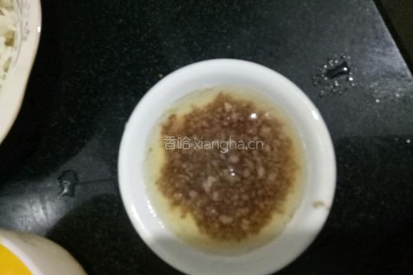 黄金炒饭的做法图解2