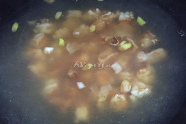 红椒青笋炒虾仁的做法图解5