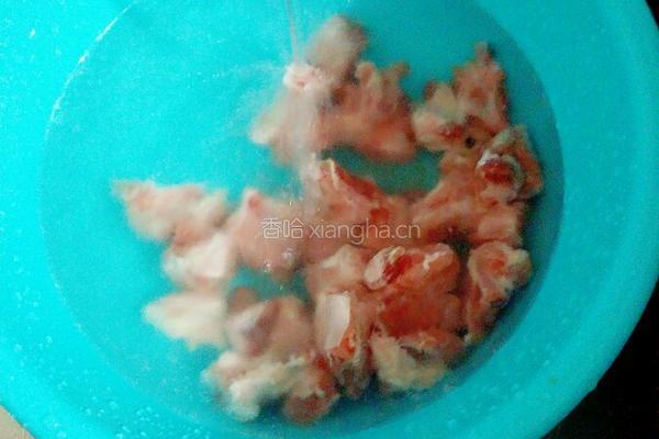 米粉蒸排骨粉丝的做法图解1