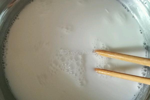 广东蛋肠粉的做法图解3