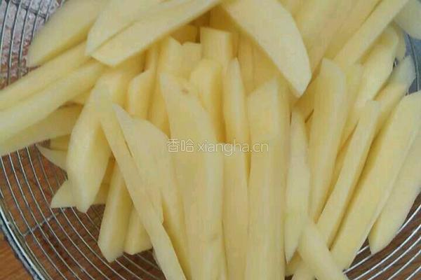 炸薯条的做法图解3