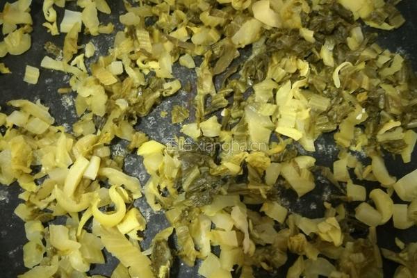酸菜毛豆炒肉末的做法图解4