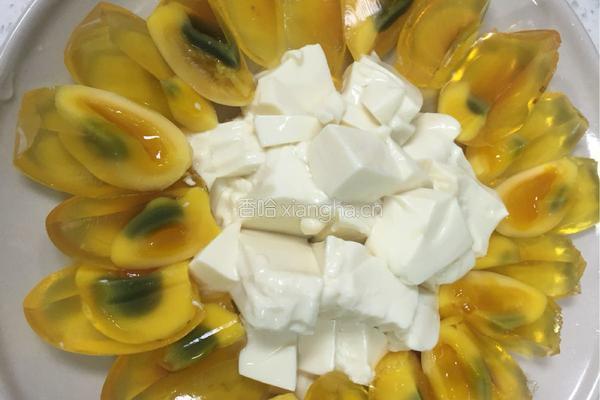 皮蛋拌豆腐的做法图解4