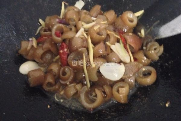炒麻辣猪皮的做法图解9