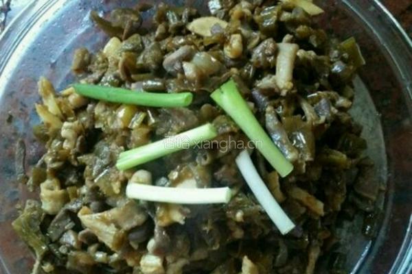 酸豆角辣椒炒鸡肾的做法图解7