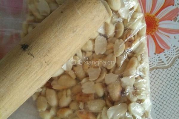 花生牛轧糖的做法图解3