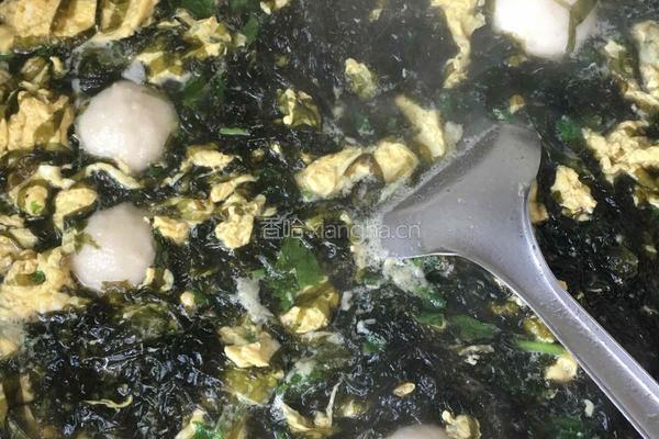 紫菜鸡蛋鱼丸汤的做法图解5