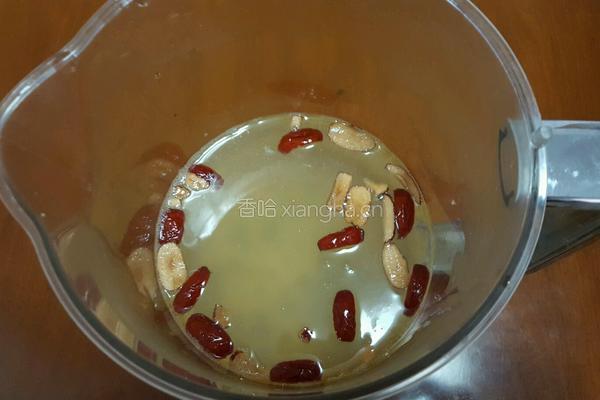 小米绿豆红枣粥的做法图解3