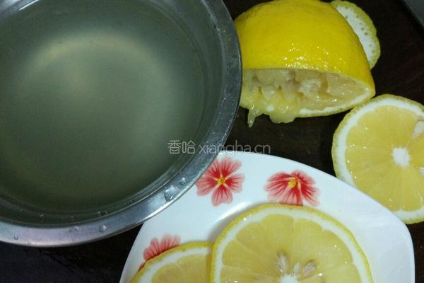 柠檬鸡翅的做法图解1