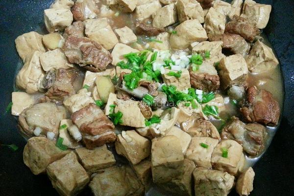 豆腐干烧排骨的做法图解7