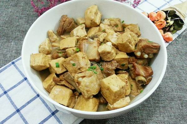 豆腐干烧排骨的做法图解8
