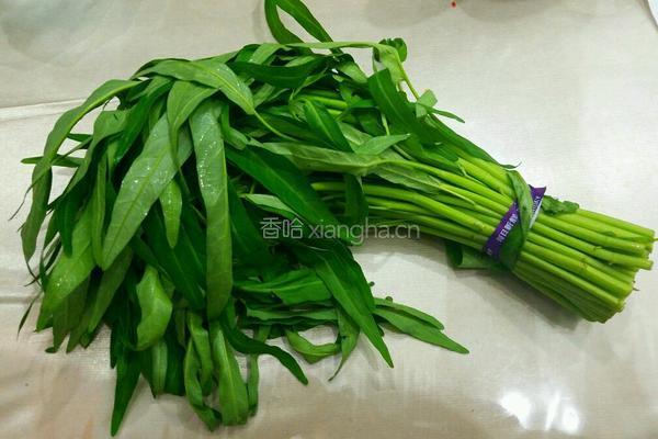 清炒空心菜的做法图解1