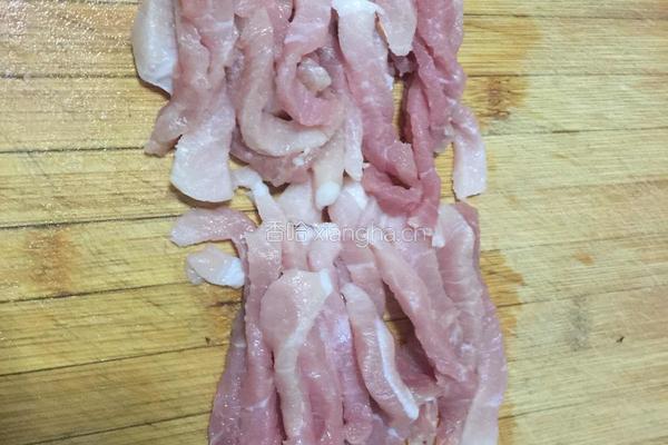 豆瓣酱肉丝的做法图解1