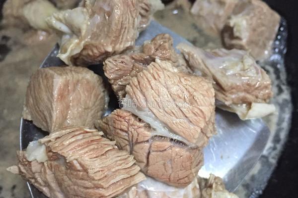 西红柿炖牛腩的做法图解5