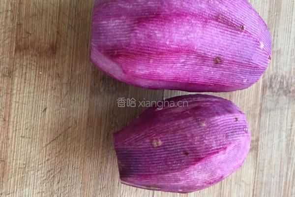 紫薯玉米粥的做法图解1