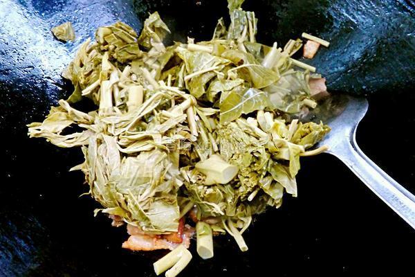 腊肉炒香椿的做法图解6