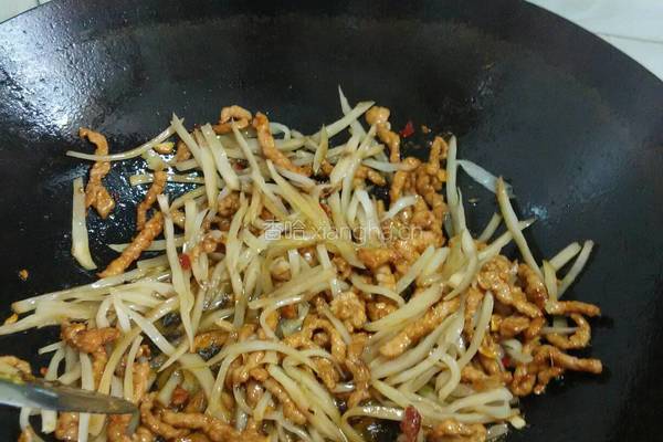 榨菜青椒肉丝的做法图解5
