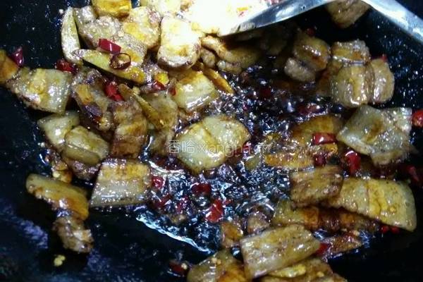蒜苗回锅肉的做法图解8