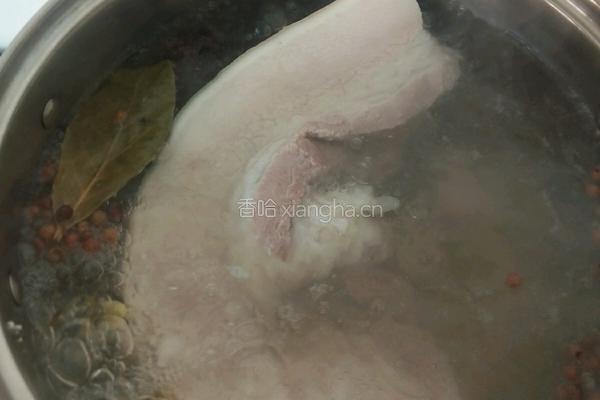 尖椒回锅肉的做法图解2