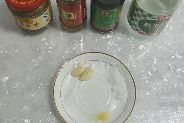 芝麻酱拌油麦菜的做法图解2