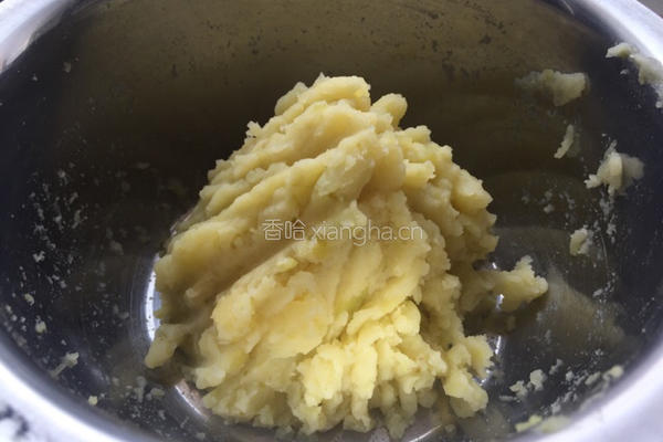 土豆饼的做法图解1