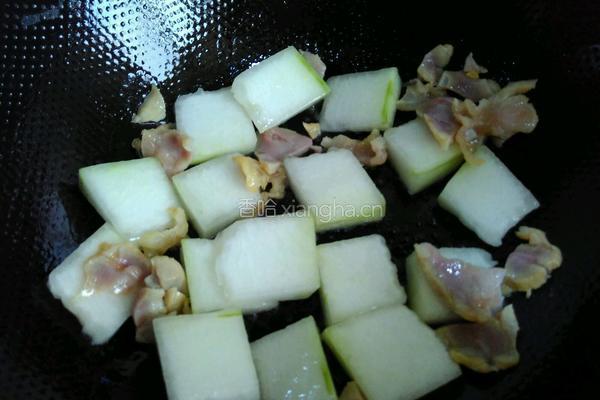 冬瓜海带咸肉汤的做法图解3