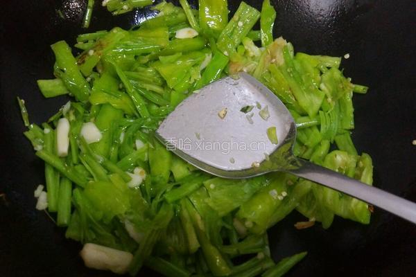 青椒压空心菜杆的做法图解7
